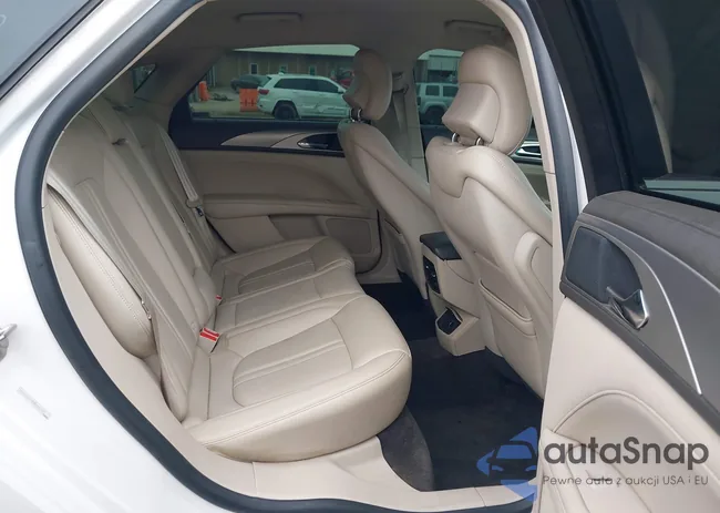 3LN6L5A98JR602394: 43942835