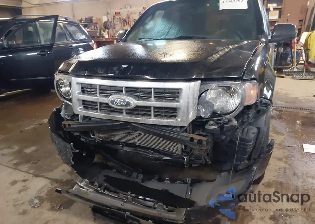 1FMCU9E7XCKB02826: 43942902