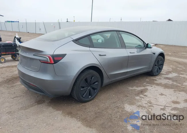 5YJ3E1EB3SF898502: 43942904