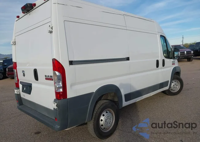 3C6TRVBG2HE551633: 43942947