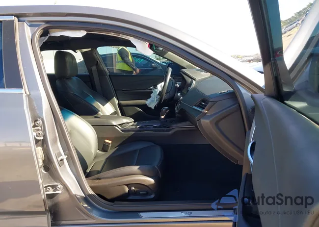 1G6DJ5RK3M0109917: 43942984