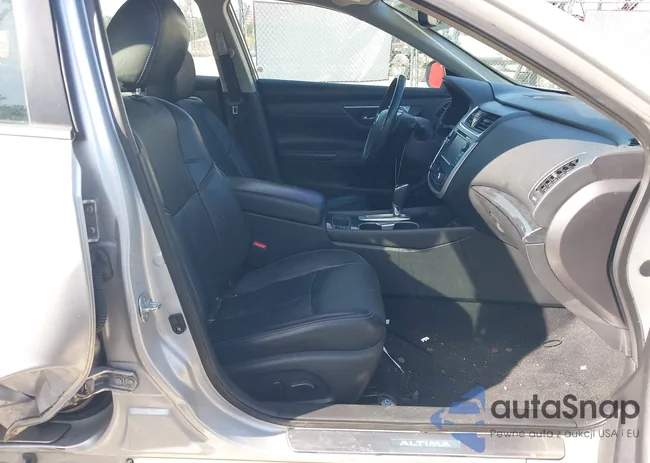 1N4AL3AP9GC149403: 43942993