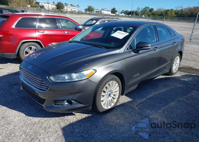 3FA6P0LU7FR123894: 43943111