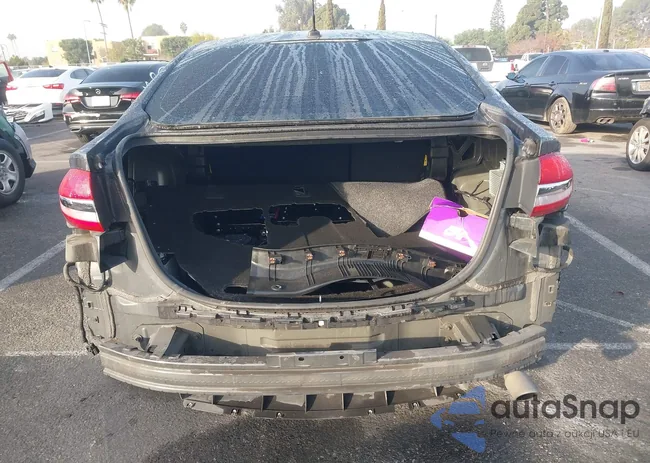 3FA6P0LU1JR249967: 43943173