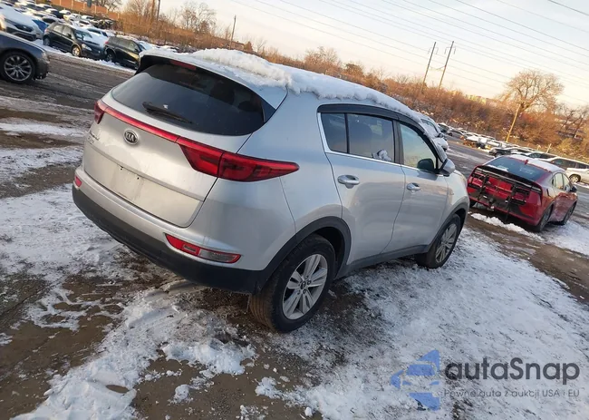 KNDPMCAC8K7613555: 43943336