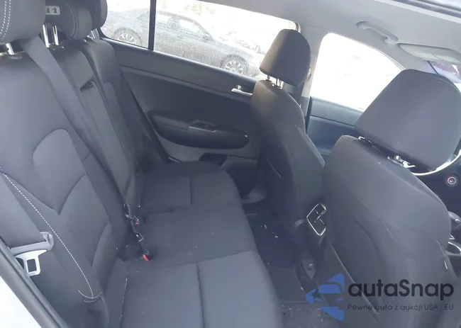 KNDPMCAC8K7613555: 43943336