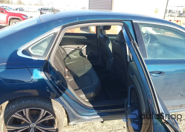 1VWSA7A32MC002972: 43943337