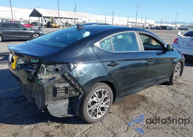 KMHD84LF2KU782813: 43943344