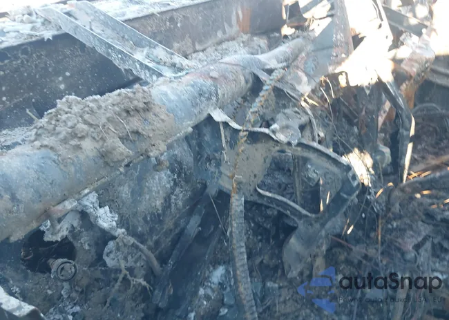 3D7UT2CL3BG630318: 43942373