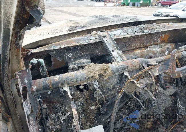 3D7UT2CL3BG630318: 43942373