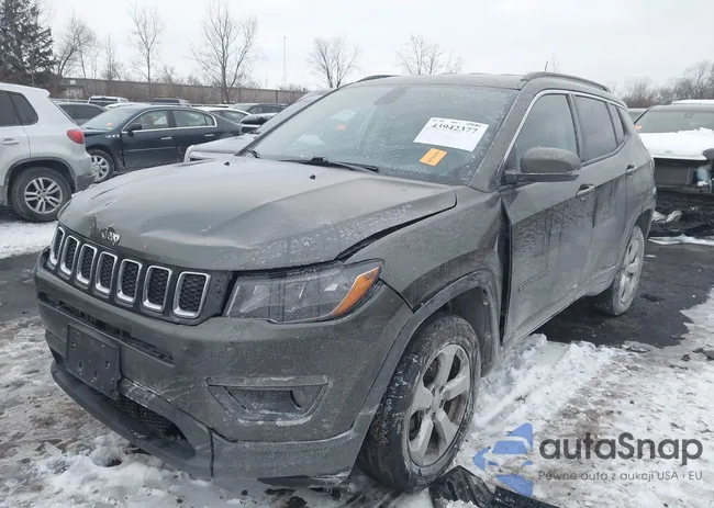 3C4NJDBB3KT711982: 43942377