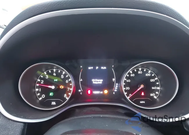 3C4NJDBB3KT711982: 43942377