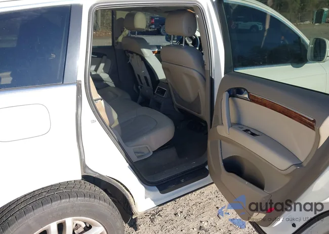 WA1AY74L39D017059: 43942394