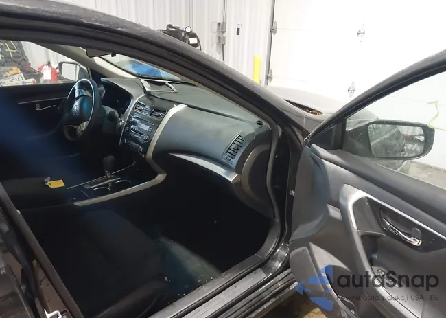 1N4AL3AP6EN261559: 43942555