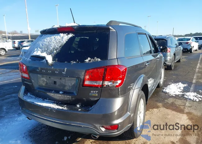 3C4PDCBG3HT537572: 43942674