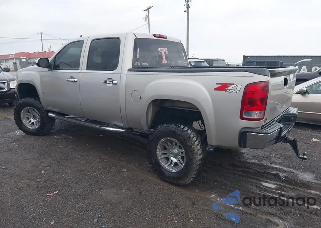 2GTEK13M871571884: 43942682