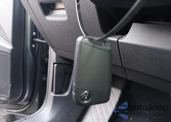 3VV3B7AX6MM083708: 43942683