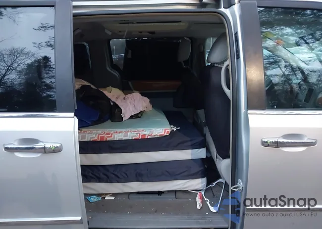 2A8HR64X38R132876: 43942708