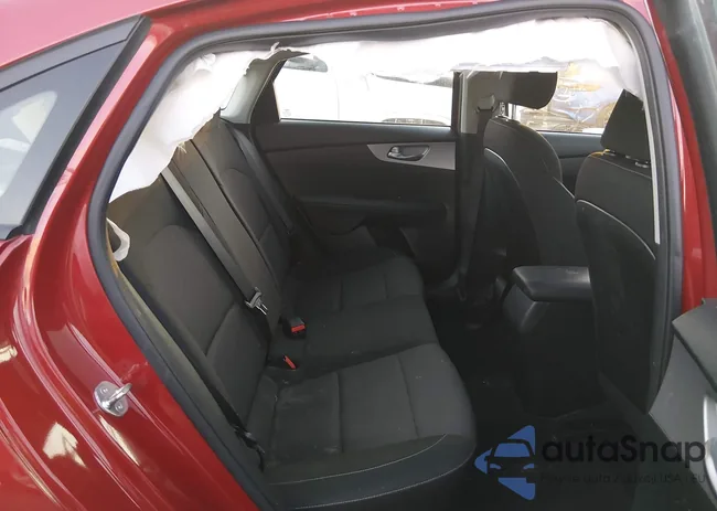 3KPF24AD5RE733548: 43942753