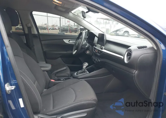 3KPF24ADXPE560896: 43943780