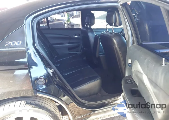 1C3CCBCG4EN100089: 43944132