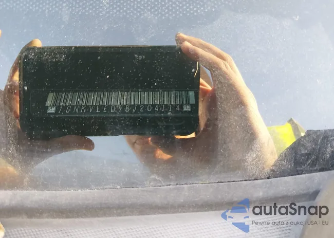 1GNKVLED9BJ204114: 43944135