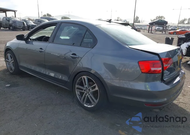 3VWD17AJ6FM316570: 43944151