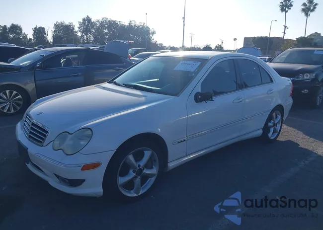 WDBRF52H36A902424: 43944243