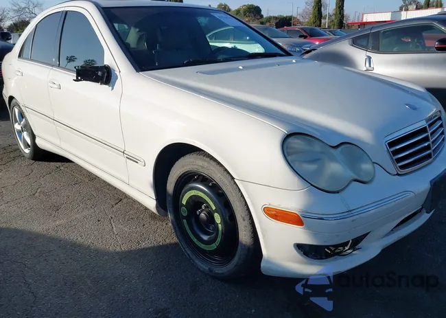 WDBRF52H36A902424: 43944243