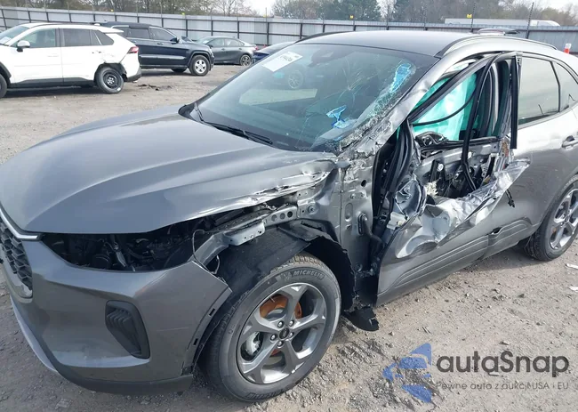 1FMCU0MN4SUB22598: 43944246