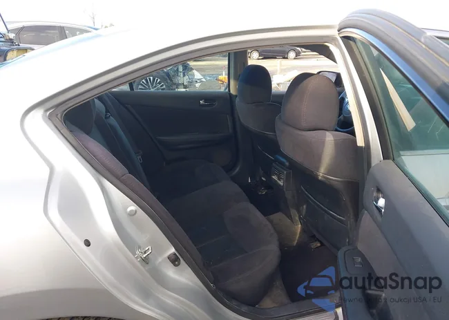 1N4AA5AP8DC804681: 43944271