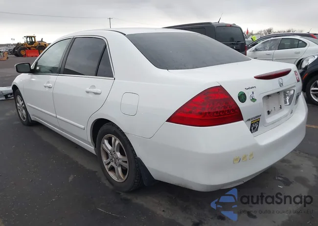 1HGCM563X6A001824: 43944289