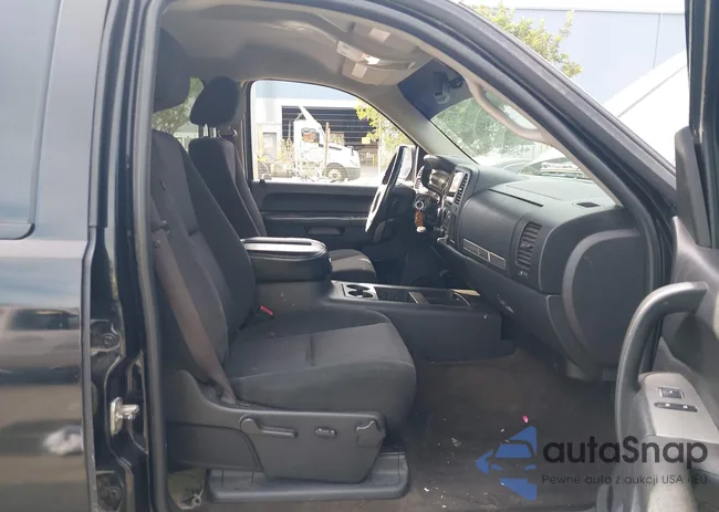 3GCPKSE34BG330651: 43944352