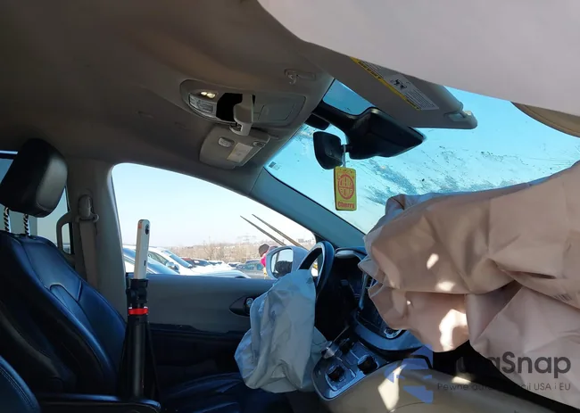 2C4RC1EG1LR273338: 43943468