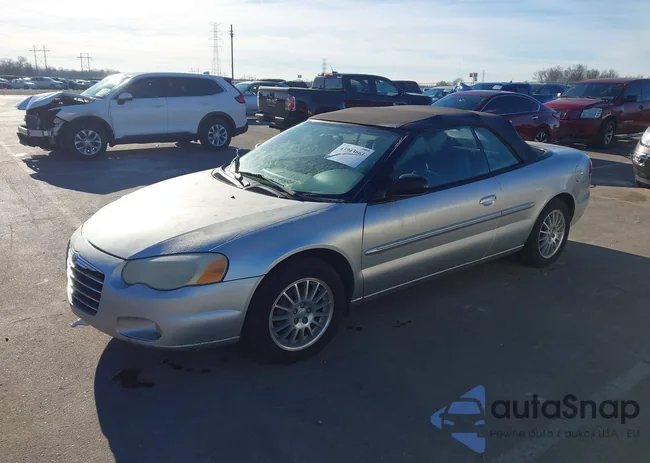 1C3EL55R85N576029: 43943661