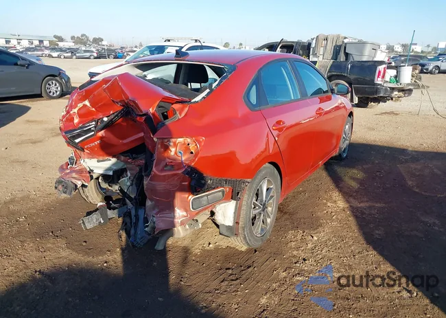 3KPF24AD4PE637195: 43943705