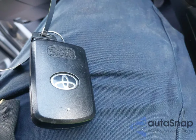 JTMDFREV3FD123706: 43943746