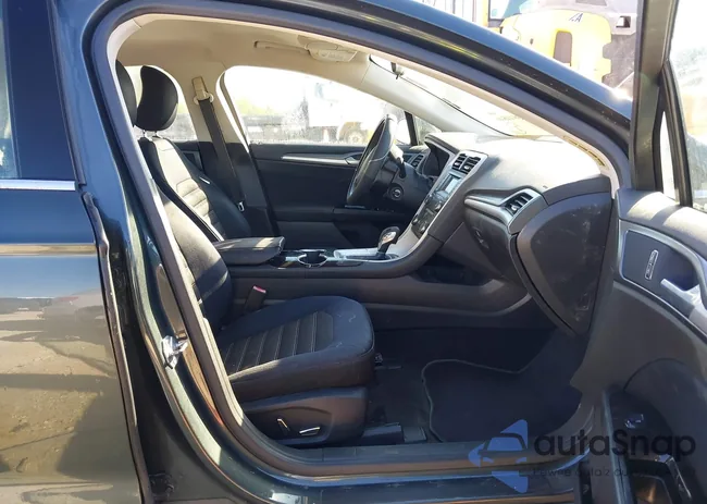 3FA6P0H79FR208402: 43944846