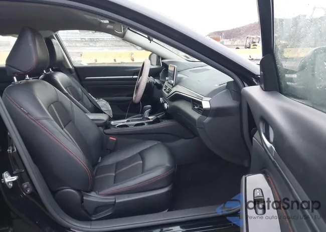 1N4BL4CW5PN375828: 43944851