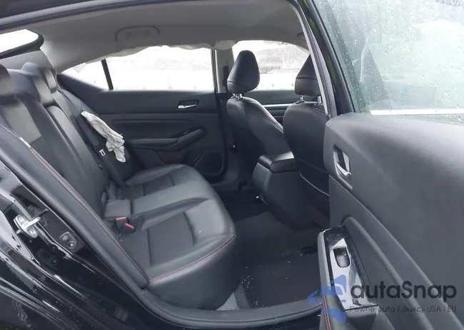 1N4BL4CW5PN375828: 43944851