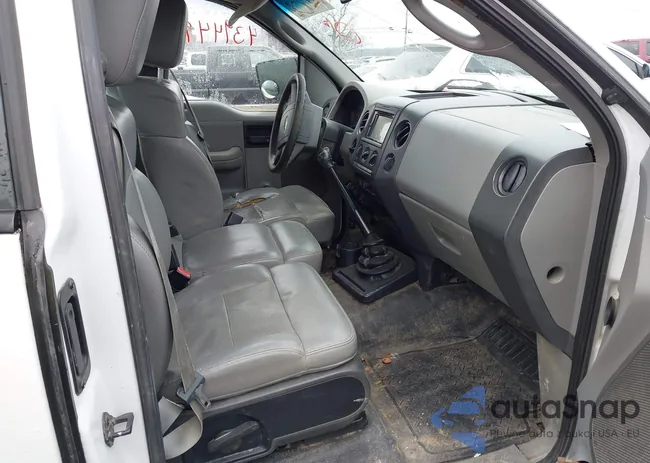 1FTRF122X8KD44137: 43944976