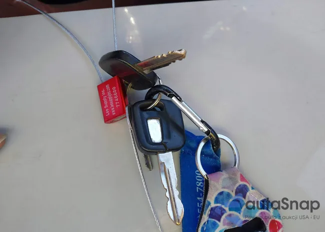 1LNHM81W0YY843794: 43944980