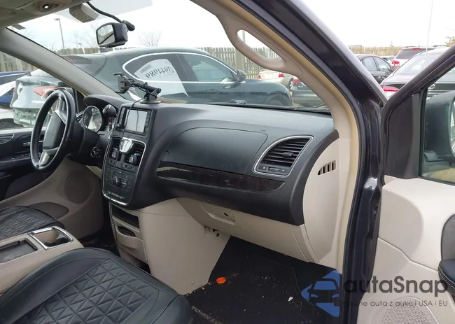 2C4RC1BG7ER208842: 43944989