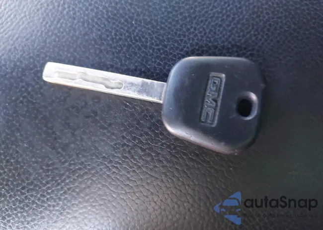 3GTU2PEC9GG150475: 43945001