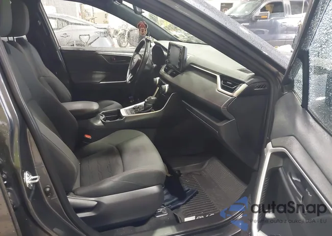 JTMAB3FV9MD032477: 43945018