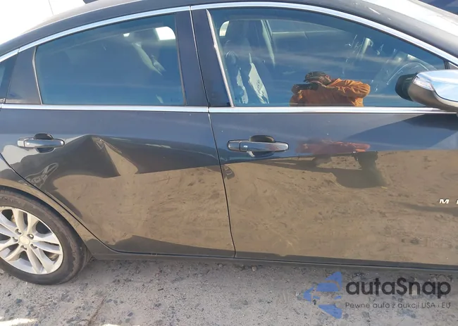 1G1ZE5STXGF301761: 43945126