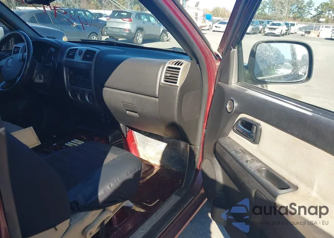 1GTCS43E588192051: 43945178