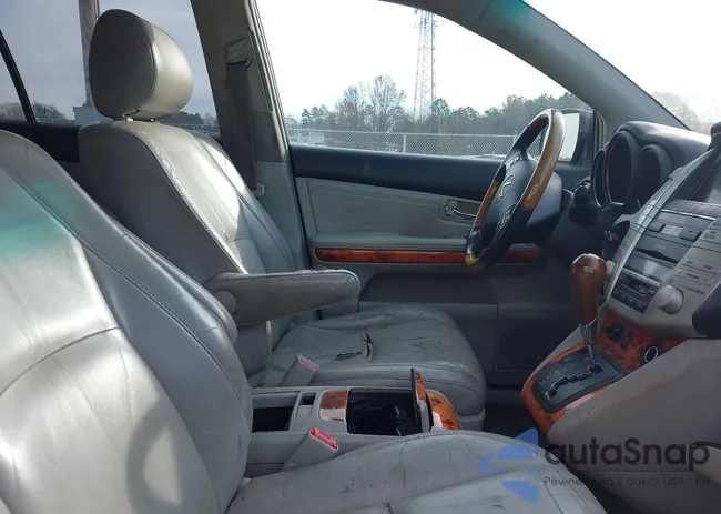 2T2HK31U39C102567: 43945257