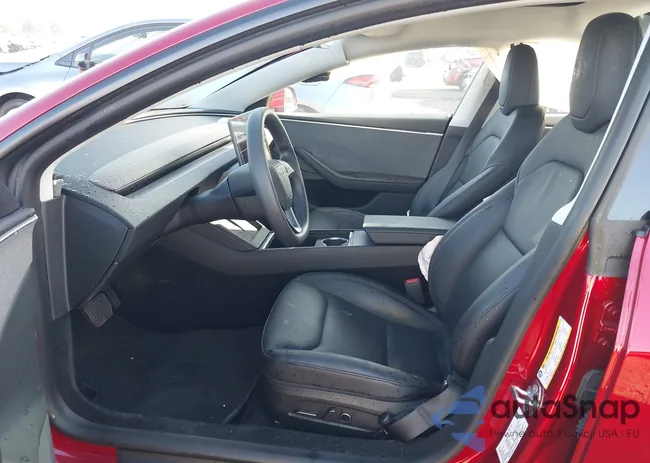 5YJ3E1EA1SF897193: 43945341