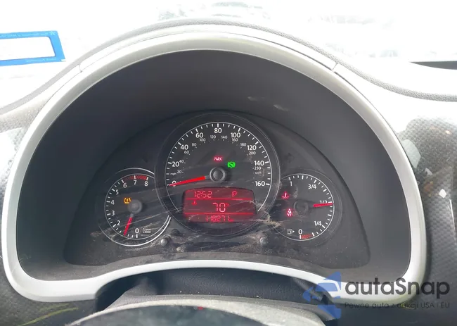 3VWV67AT6CM617021: 43944412